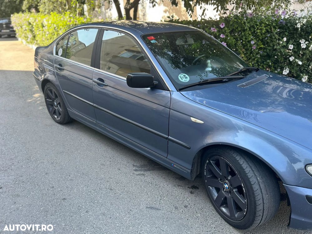 BMW Seria 3 320i - 6