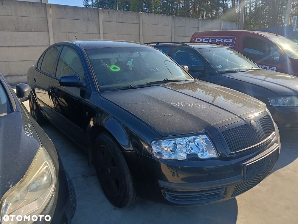 Lampa (Błotnik, Lusterko, Zderzak, Drzwi, Maska, Kierownica, Fotele,Skoda Superb 1.9 ON130 Km 2003r - 1