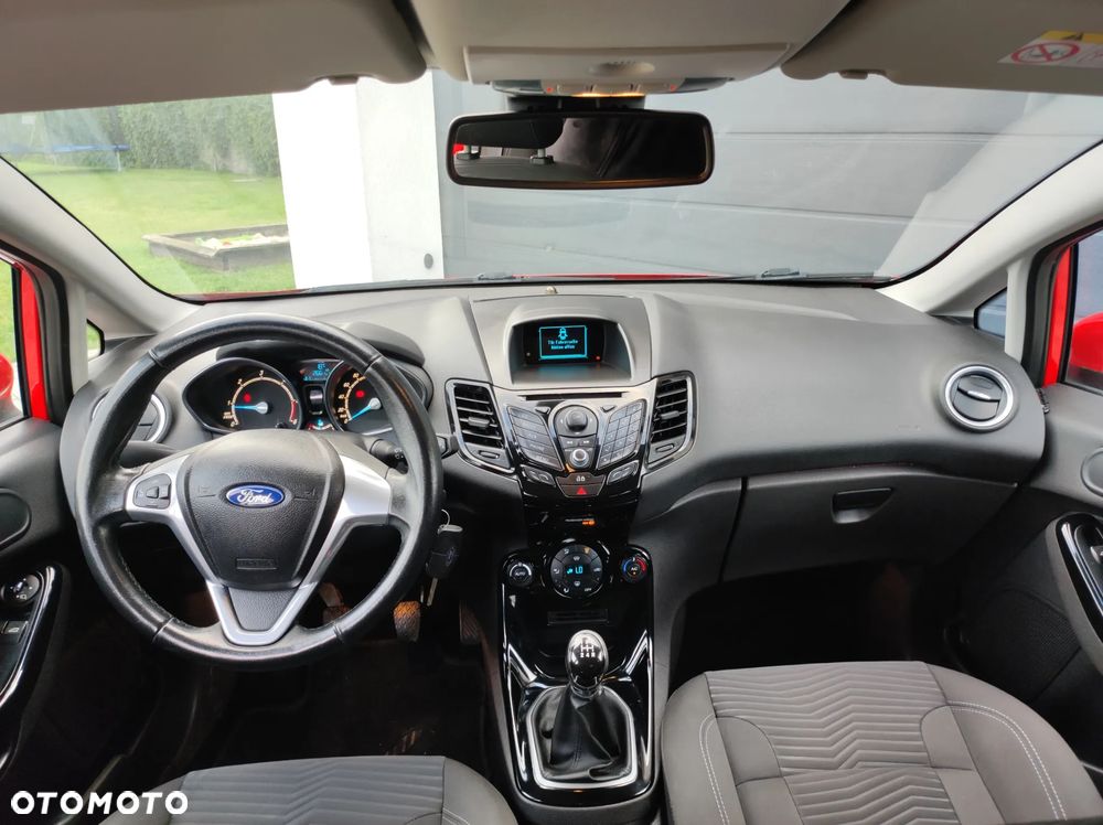 Ford Fiesta - 34