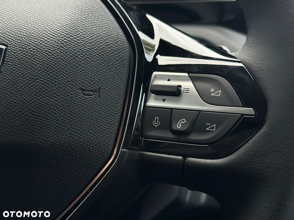 Peugeot 408 1.2 PureTech mHEV Business S&S e-DSC6 - 13