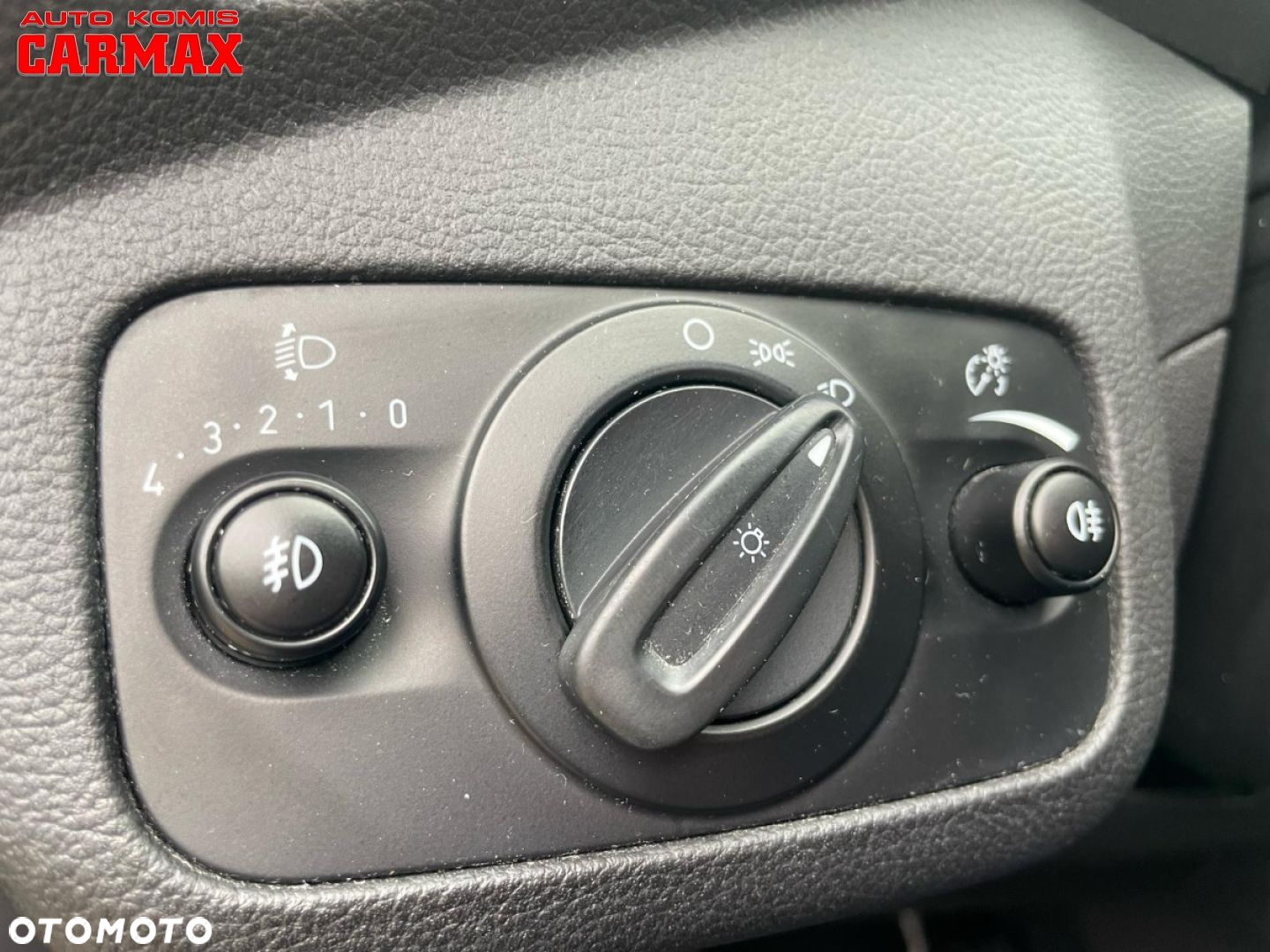 Ford Kuga - 20