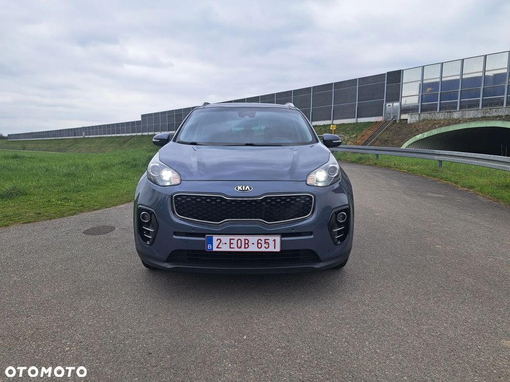 Kia Sportage 2.0 CRDI 4WD Automatik Dream-Team Edition - 2