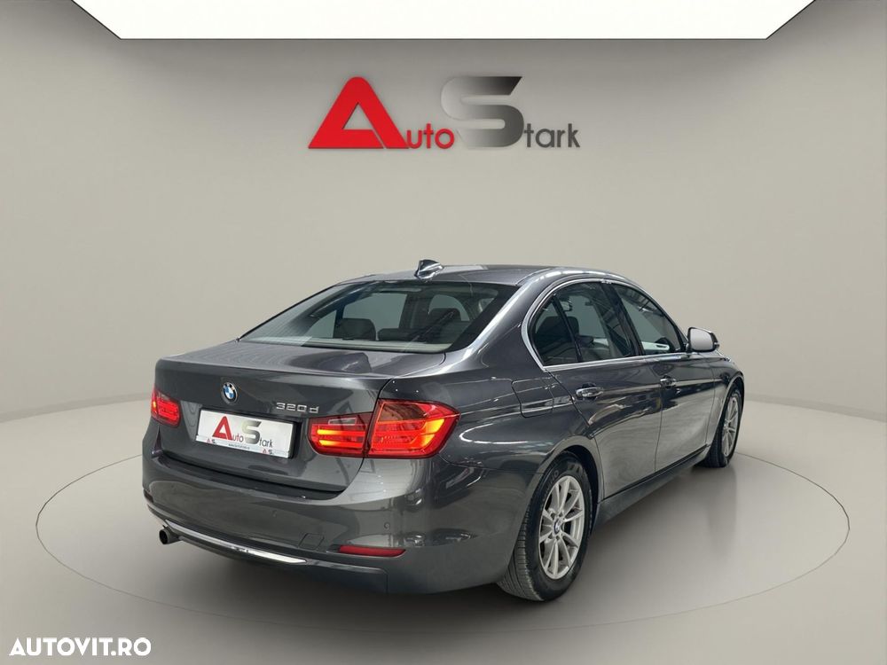 BMW Seria 3 320d Efficient Dynamic Edition Aut. Luxury Line - 13