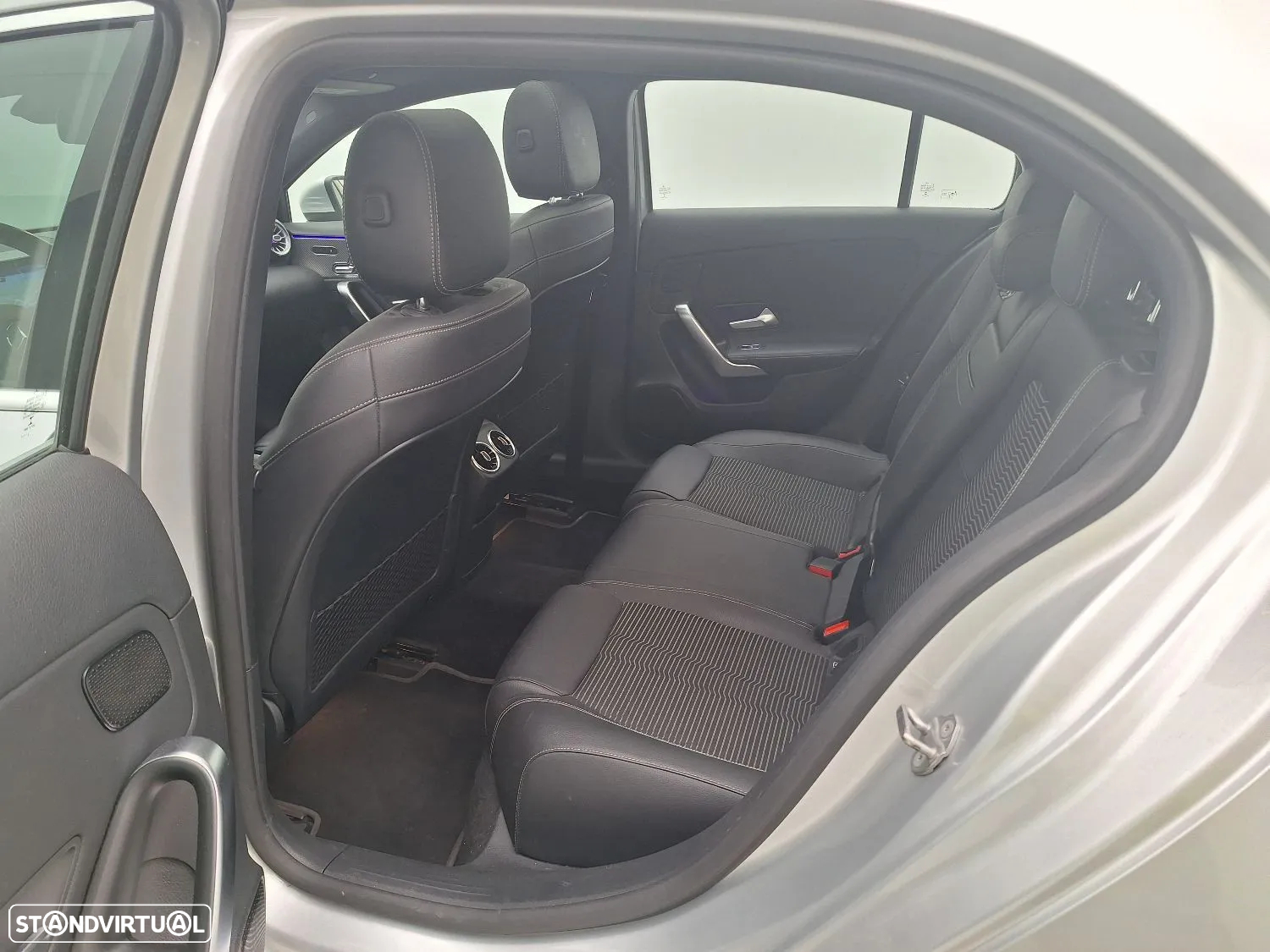 Mercedes-Benz A 180 d Business Solutions - 8