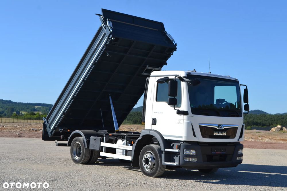 MAN TGM 15.290 Nowy 3-stronny WYWROT Kiper Wywrotka Blokada mostu Duża ładowność - 1