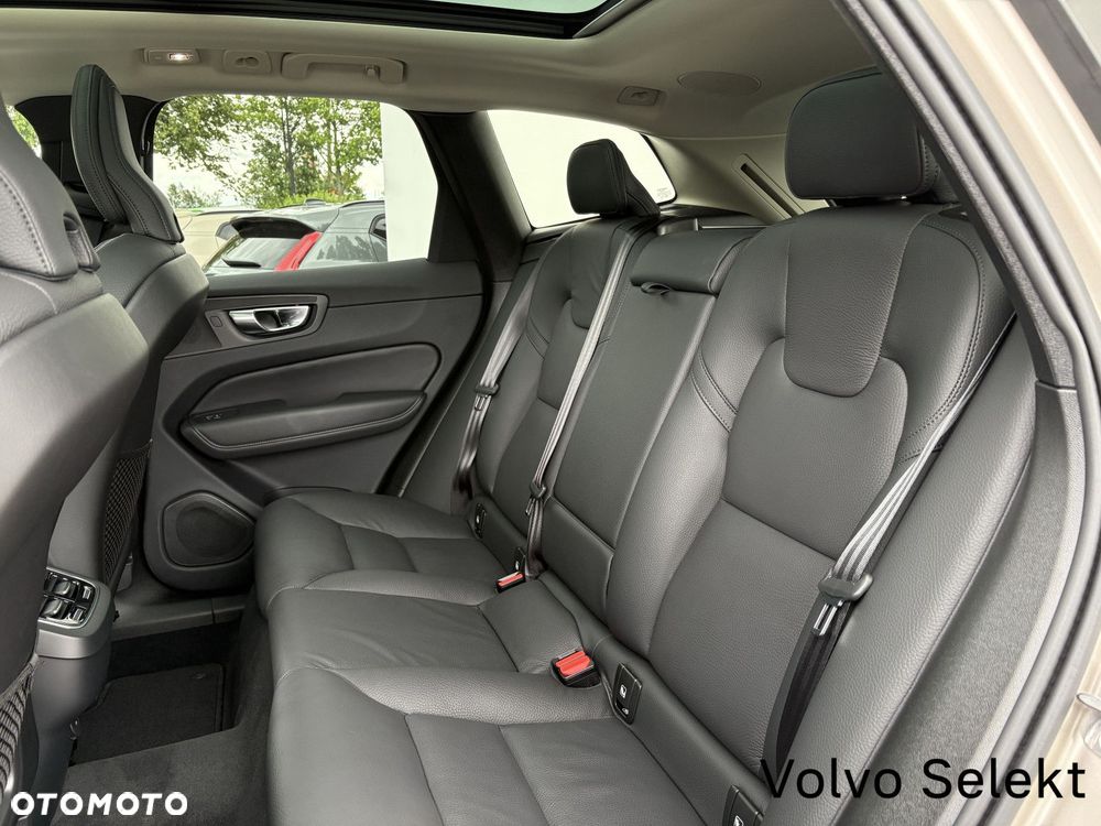 Volvo XC 60 - 13