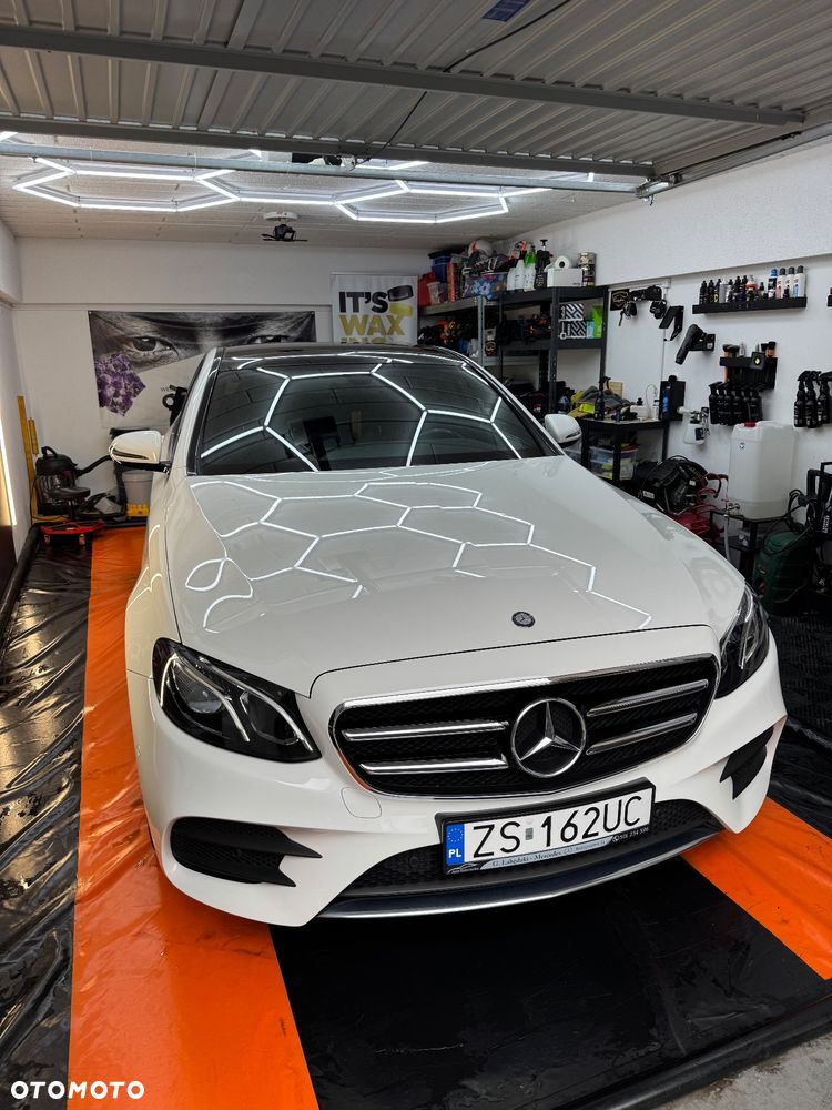 Mercedes-Benz Klasa E 220 d 9G-TRONIC - 4