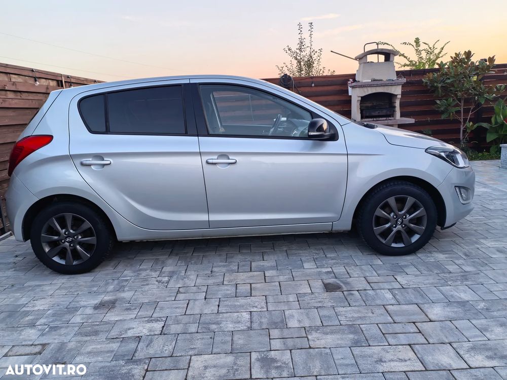 Hyundai i20 1.1 CRDi Comfort+ - 19