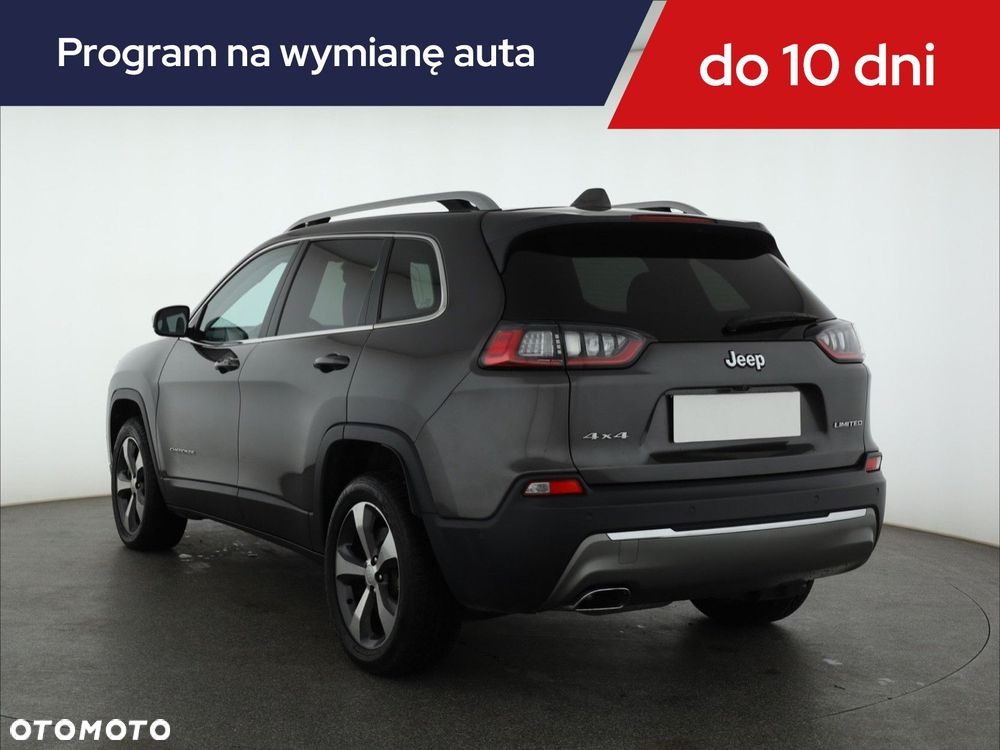 Jeep Cherokee - 6