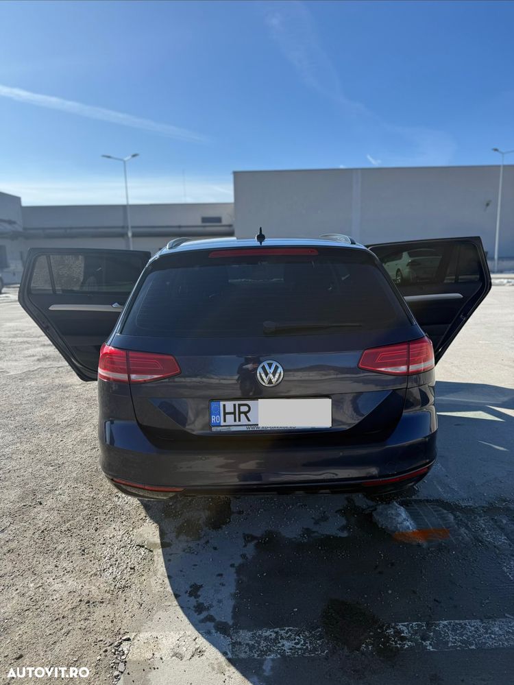 Volkswagen Passat 2.0 TDI DSG Comfortline - 4