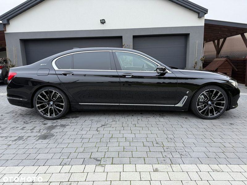 BMW Seria 7 - 5