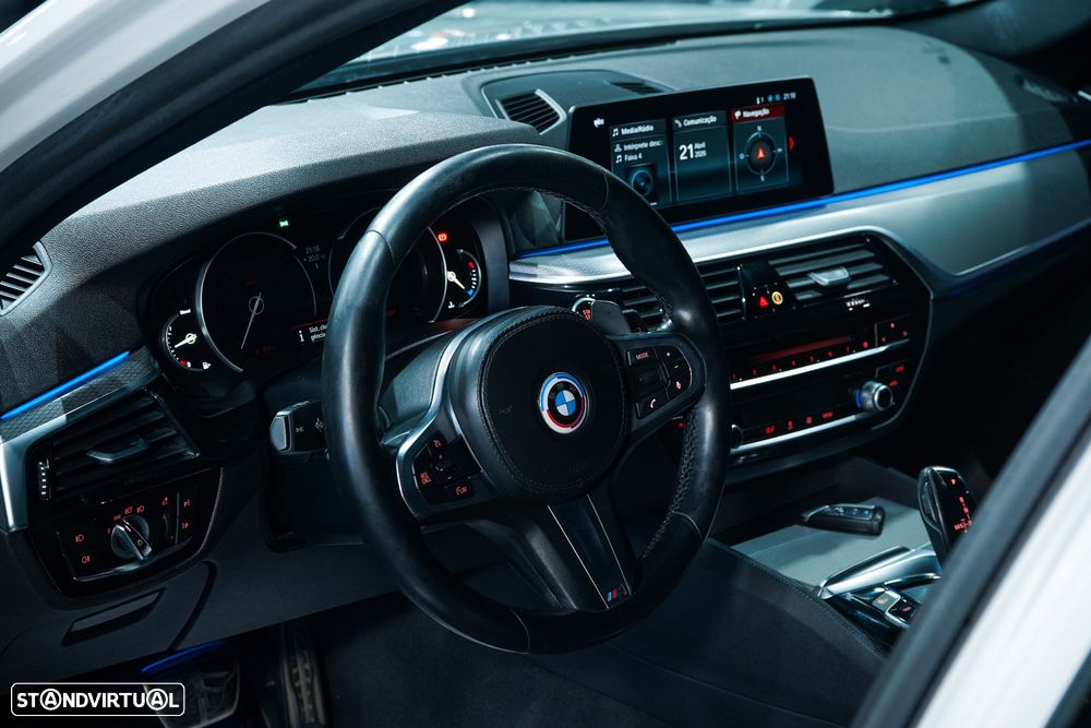 BMW 520 d Aut. M Sport Edition - 11