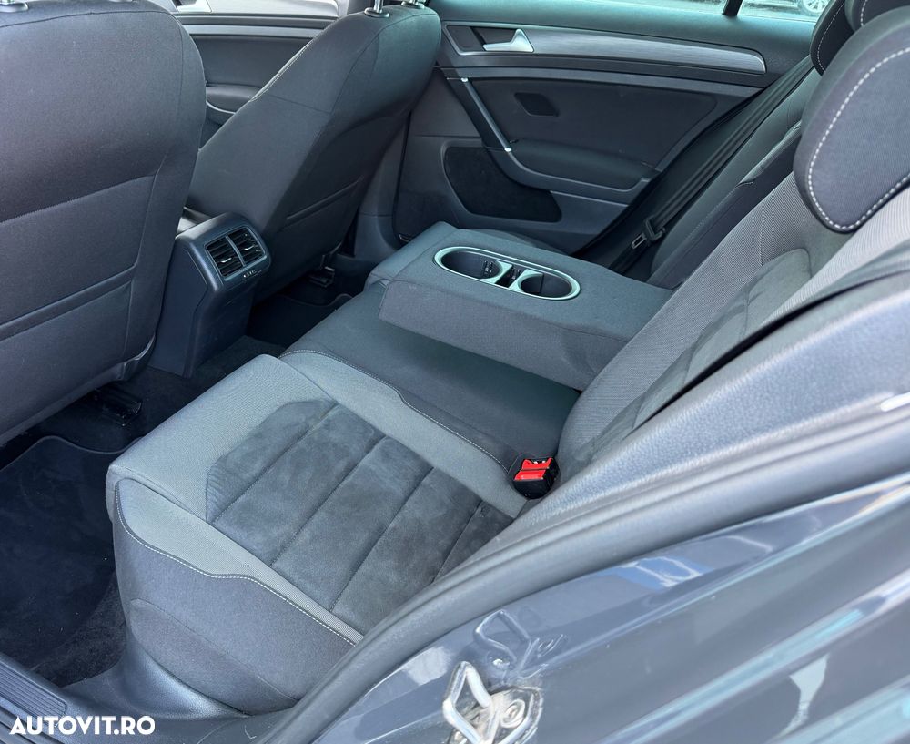 VOLKSWAGEN Golf 2020 — imagine 15