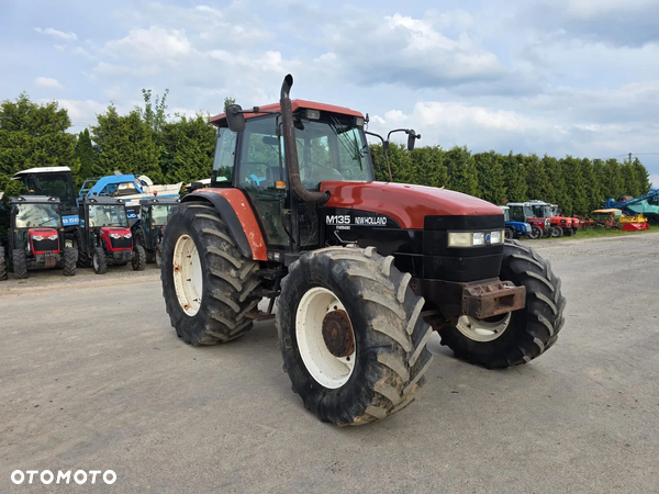 New Holland M 135