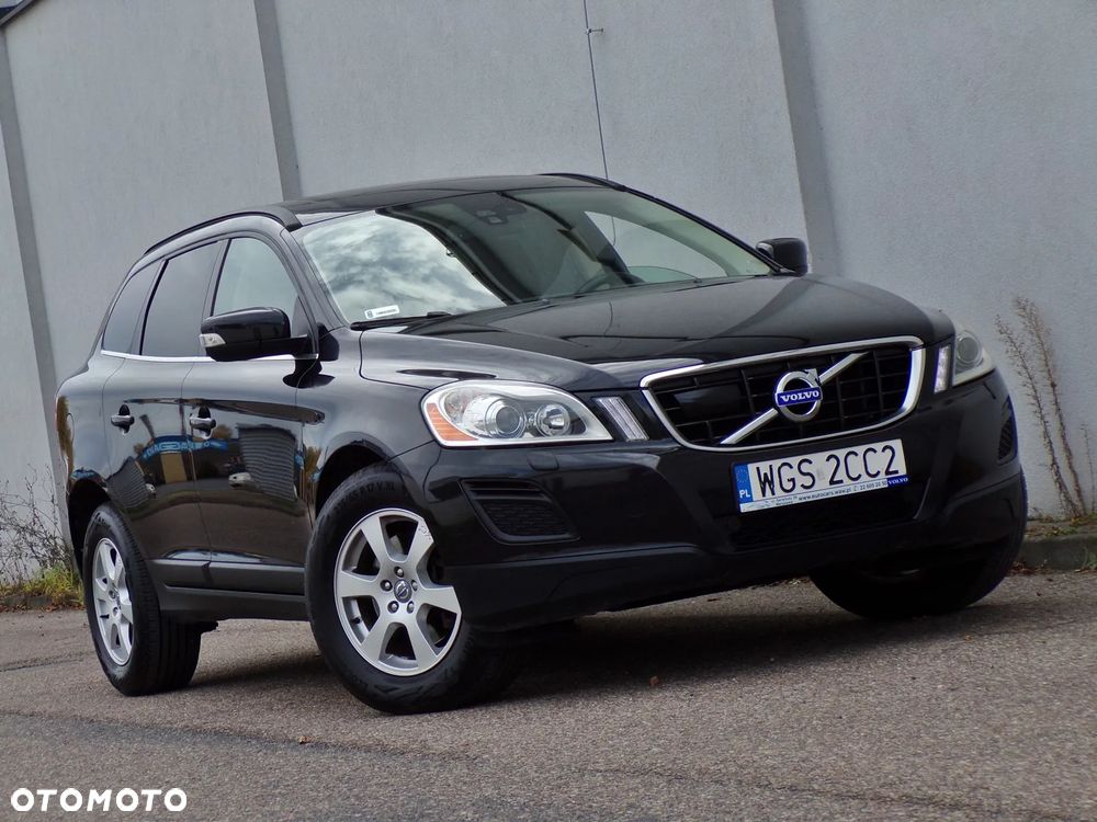 Volvo XC 60 D5 AWD Momentum - 3