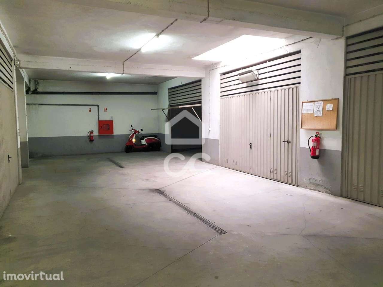 Garagem ampla em Setúbal - Grande imagem: 5/14