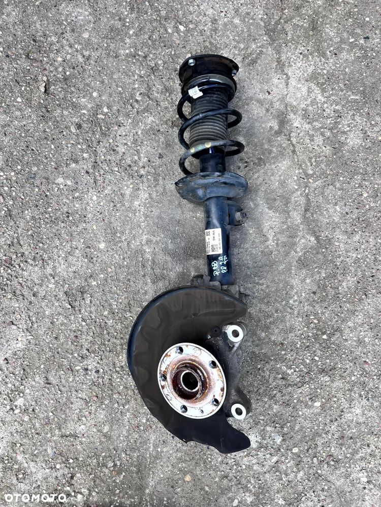 VW VOLKSWAGEN PASSAT B8 2.0 TDI 150KM DSG MCPHERSON AMORTYZATOR ZWROTNICA PRAWY PRZÓD PRAWA PRZEDNIA 3Q0413031BN 5Q0407258A - 1