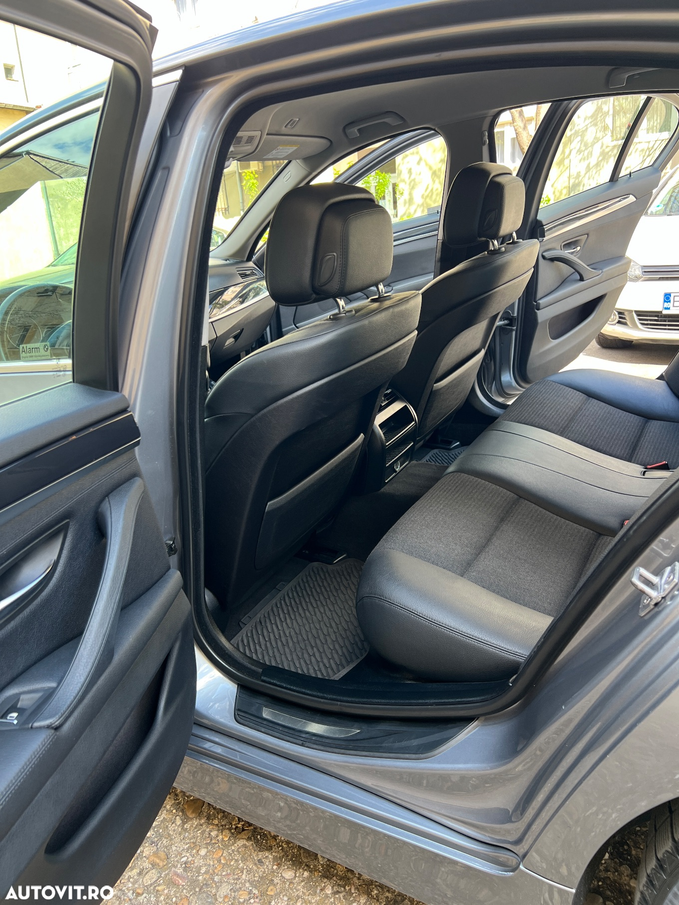 BMW Seria 5 520d - 8