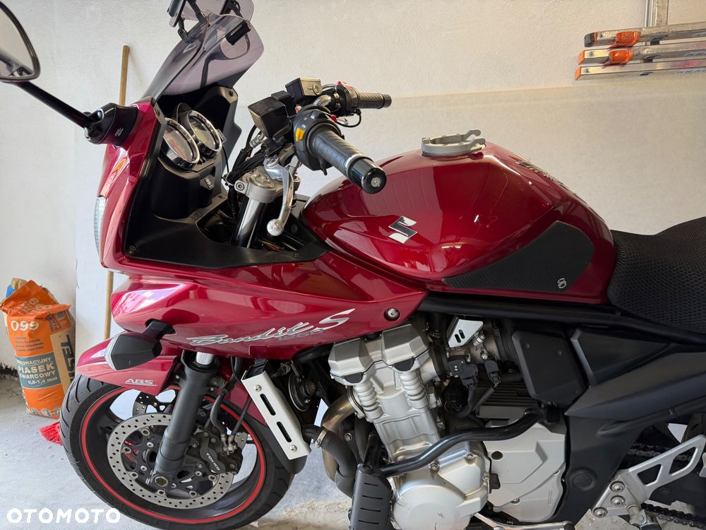 Suzuki Bandit - 19
