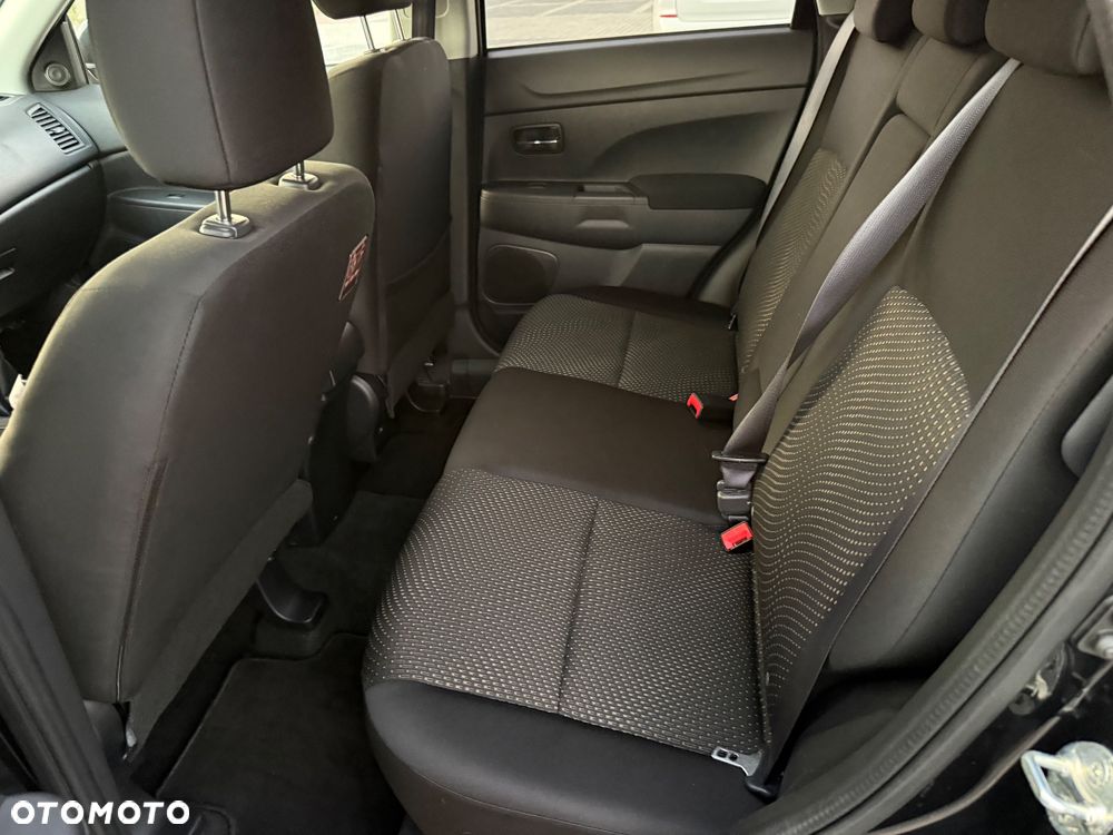 Mitsubishi ASX - 18