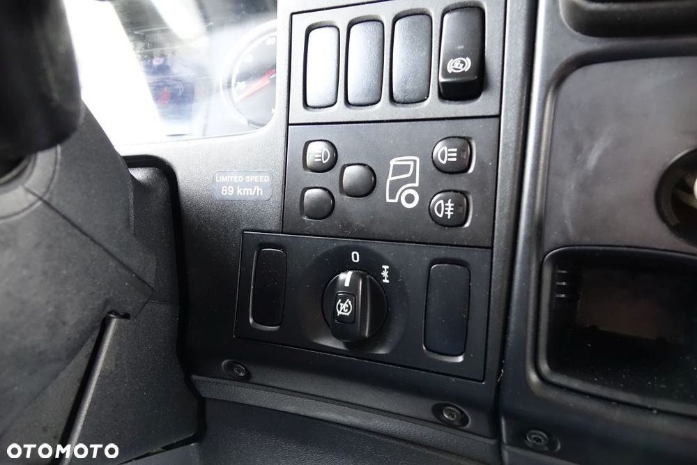 Scania G450 / EURO 6 / STANDARD / AUTOMAT / RETARDER / HYDRAULIKA /  ALUMINIOWE FELGI / NAWIGACJA GPS / - 25