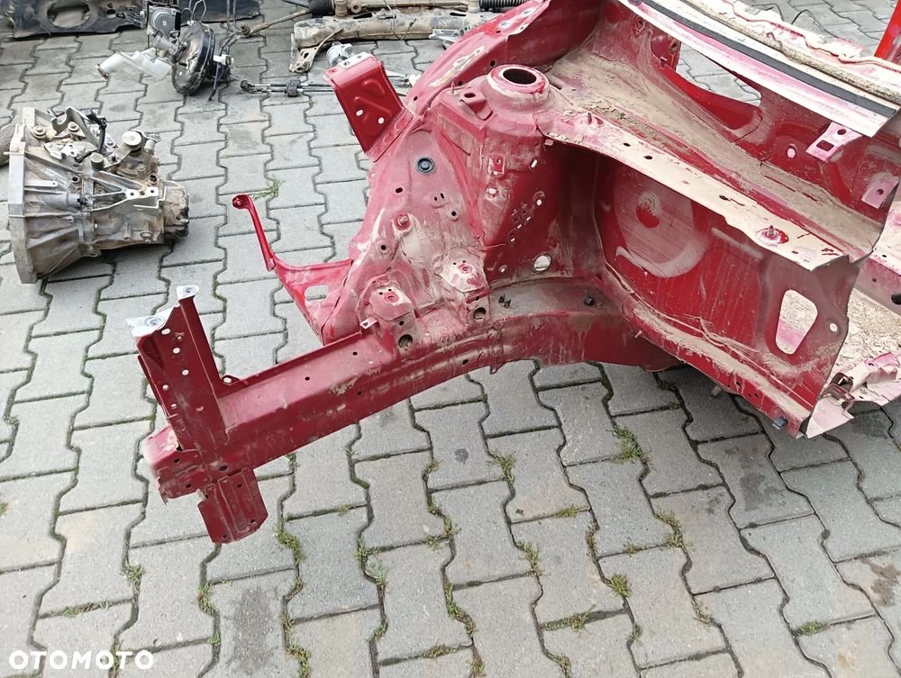 Suzuki Baleno II od 2016 Podłużnica prawa - 1