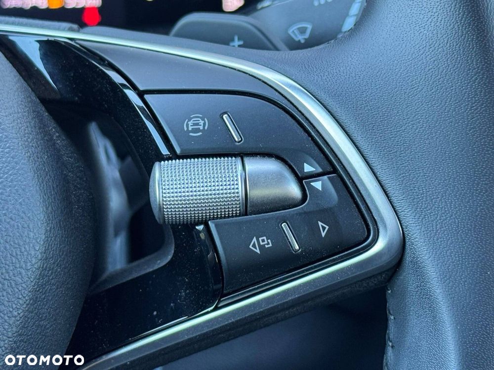 Skoda Karoq 2.0 TDI SCR 4x2 Selection DSG - 24