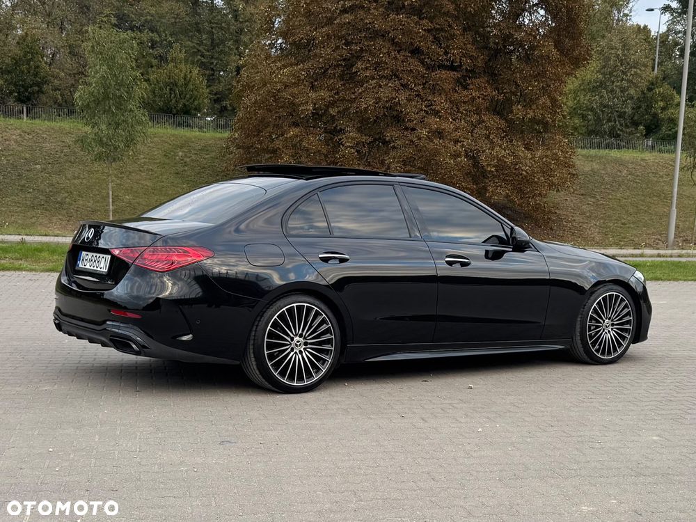 Mercedes-Benz Klasa C 300 9G-TRONIC AMG Line - 3