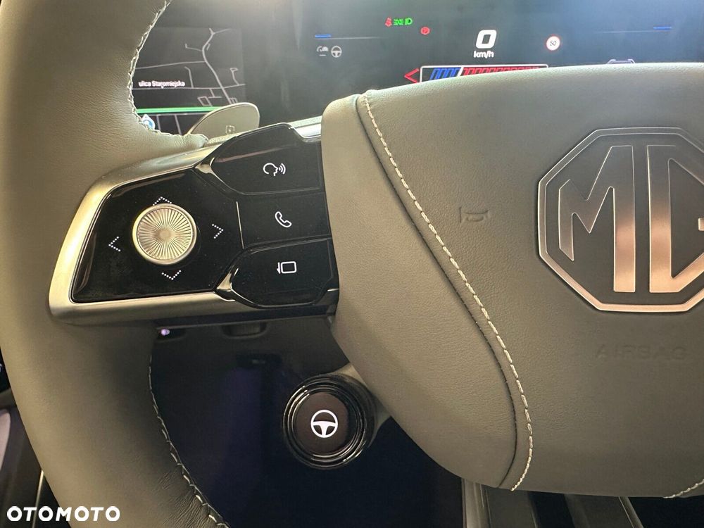 MG Cyberster 77kWh RWD Czarny Dach - 16