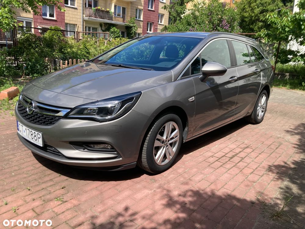Opel Astra 1.4 T Enjoy - 1
