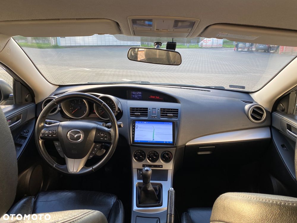 Mazda 3 1.6 Exclusive + - 16