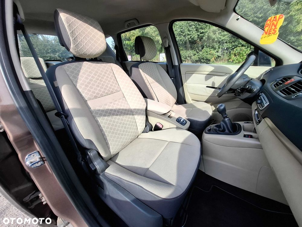Renault Scenic - 9