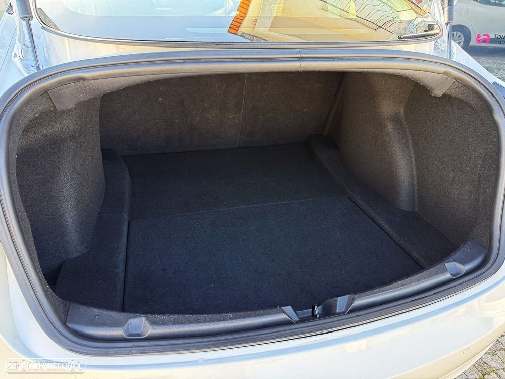 Tesla Model 3 Long-Range Dual Motor AWD - 15