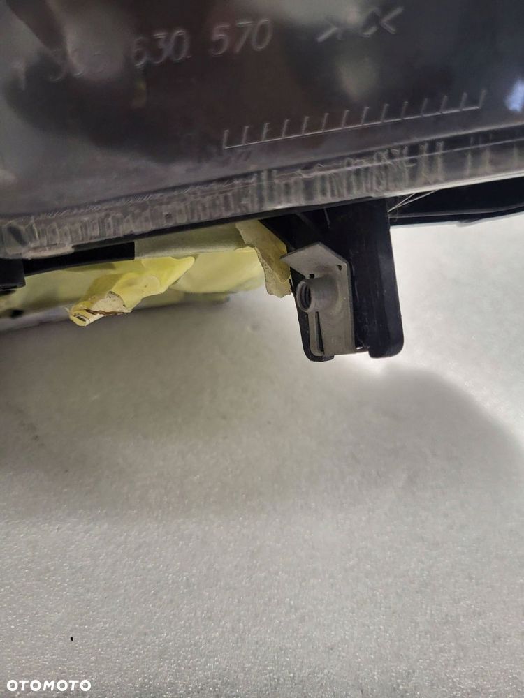 bmw 3 e92 sm xenon nie skrętny przód strona prawa 7162128 - 2