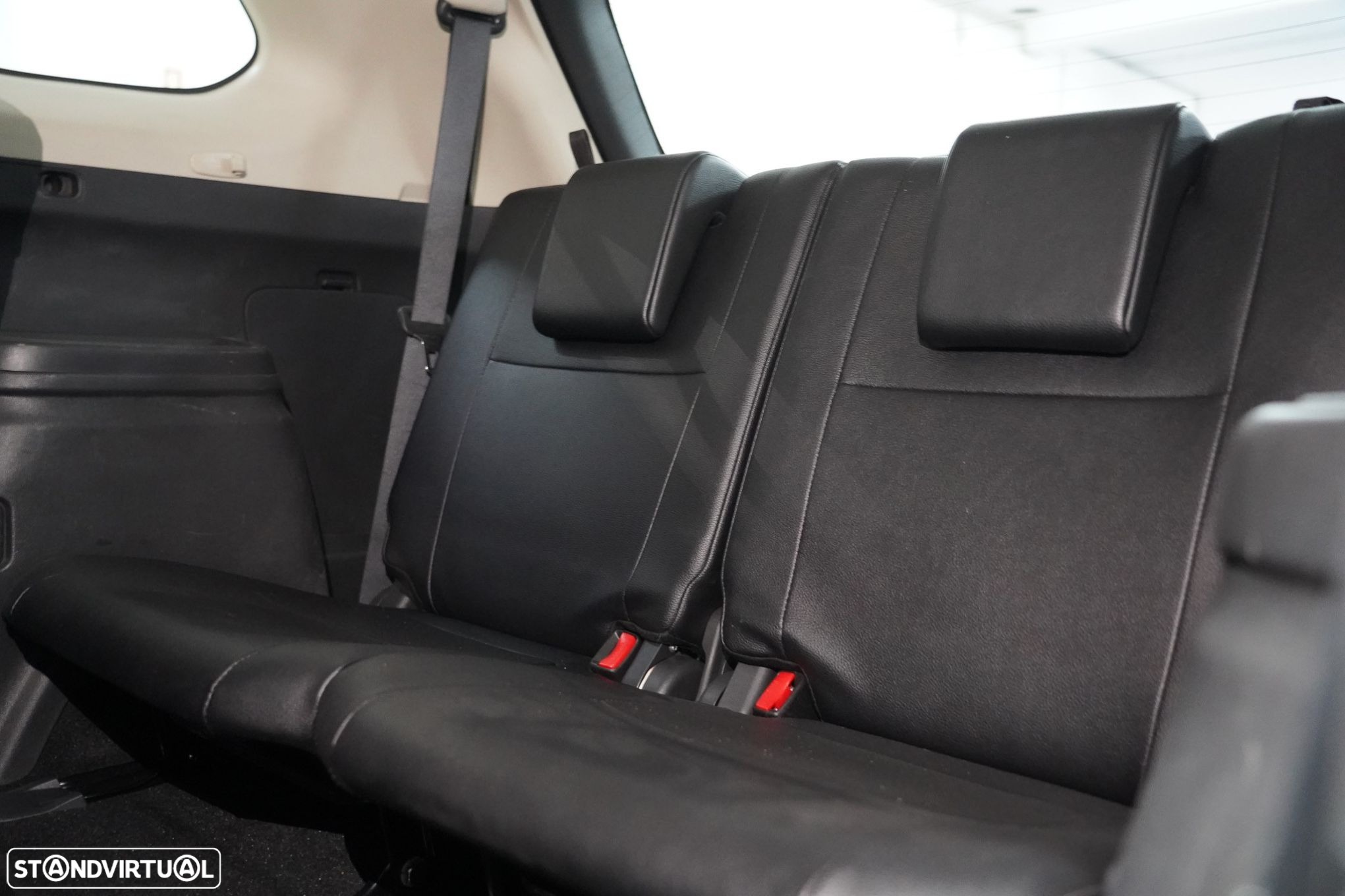 Mitsubishi Outlander 2.2 DI-D Instyle Navi - 8