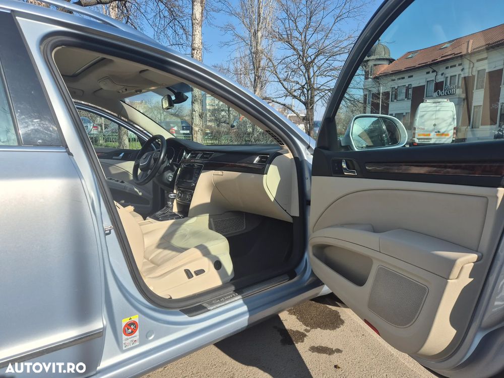 Skoda Superb 2.0 TSI Elegance DSG - 24