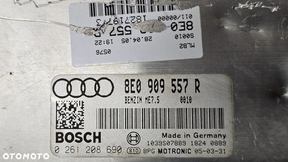 Audi A4 B6 B7 2.0 FSI komputer sterownik silnika 8E0909557R - 1