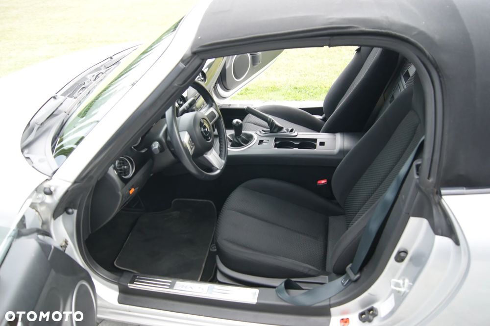 Mazda Mx-5 2005 photo 4