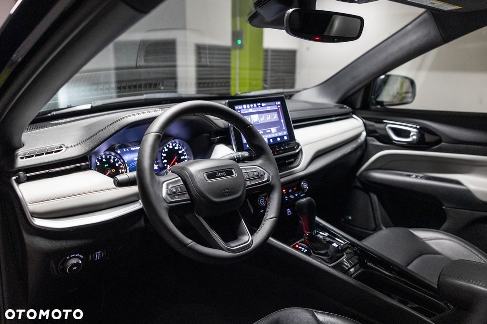 Jeep Compass - 15