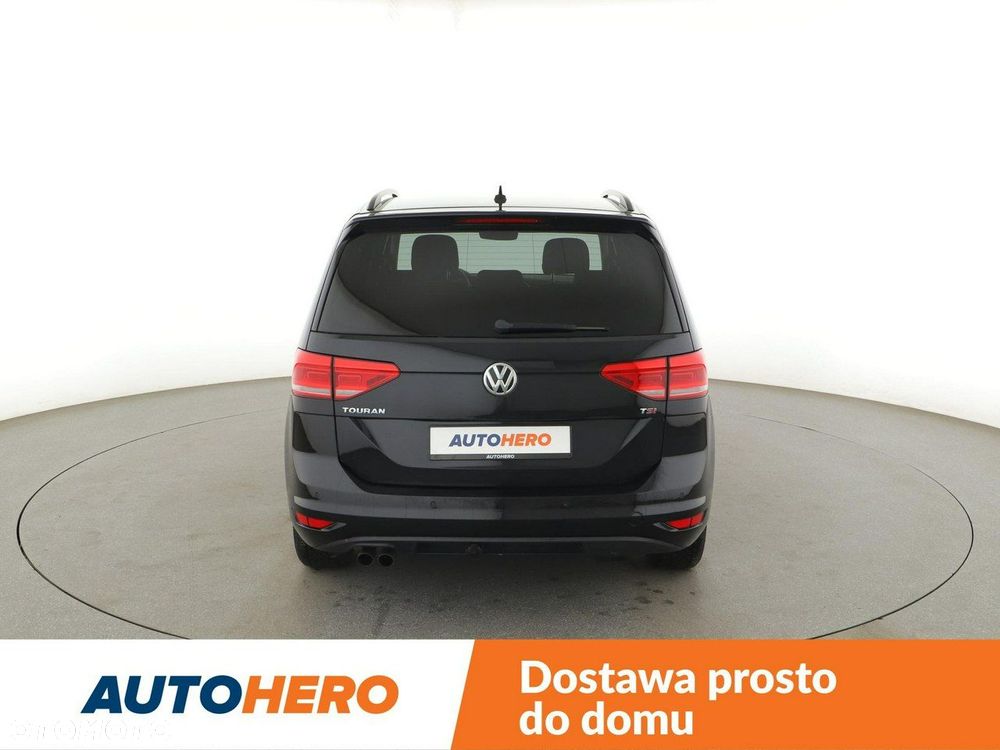 Volkswagen Touran 1.4 TSI BMT Comfortline DSG - 6