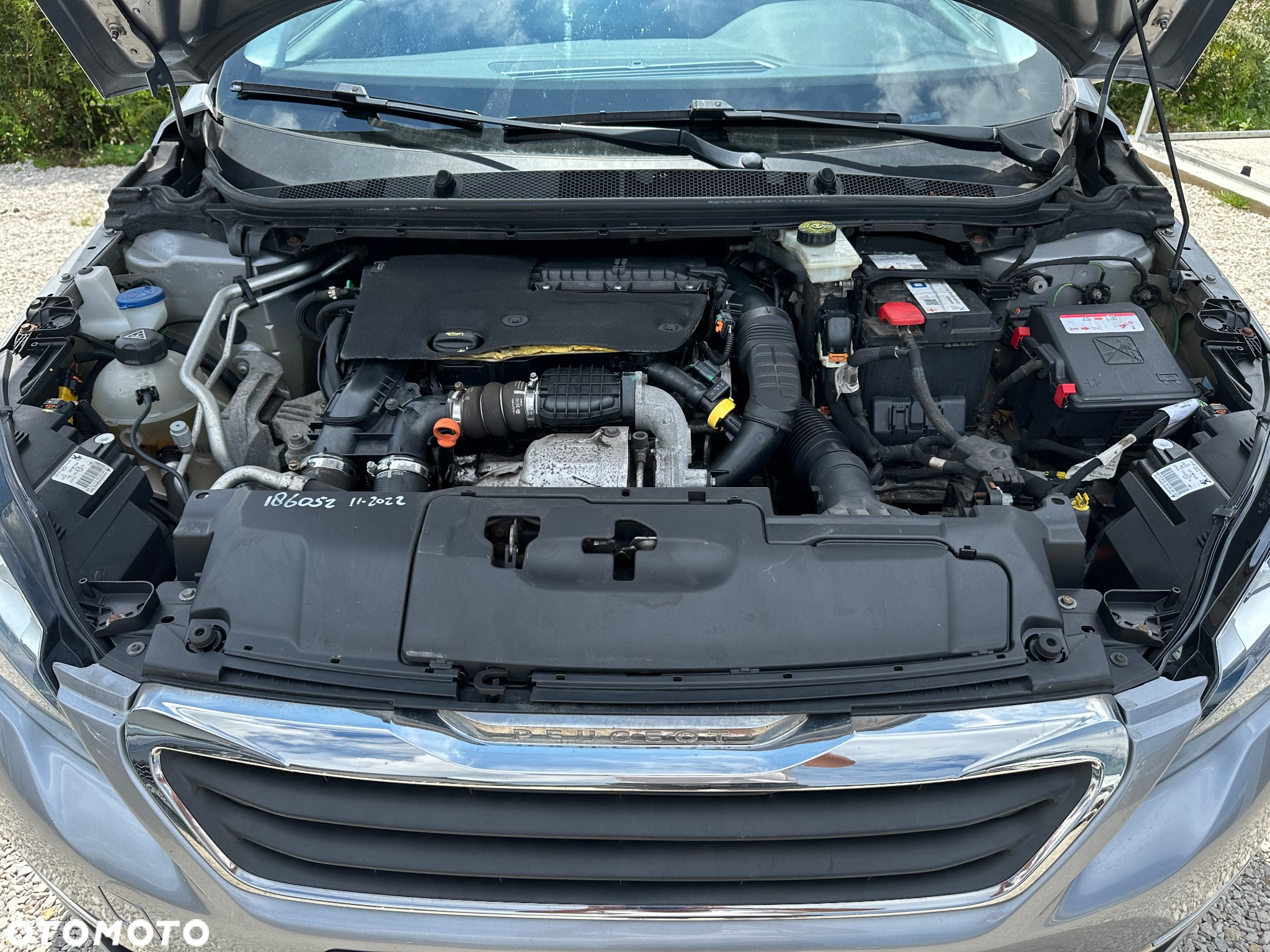 Peugeot 308 1.6 BlueHDi Allure S&S - 20