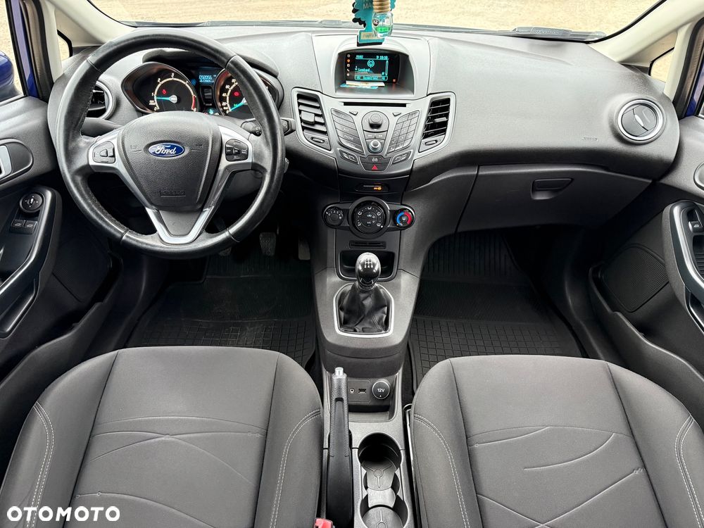 Ford Fiesta - 23