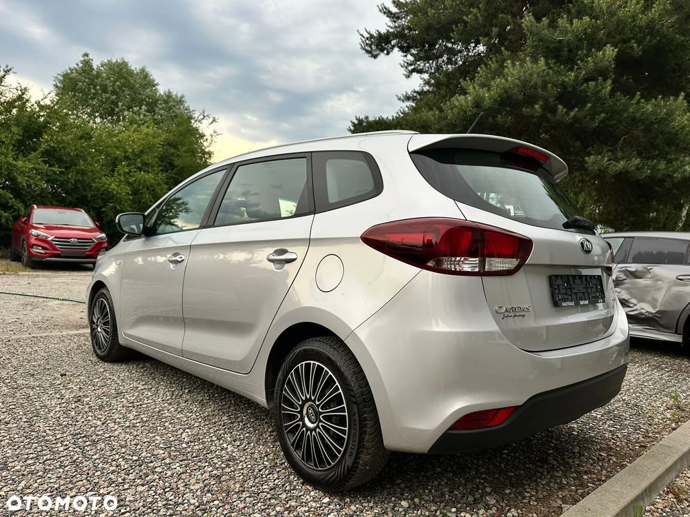Kia Carens 1.7 CRDi L - 5