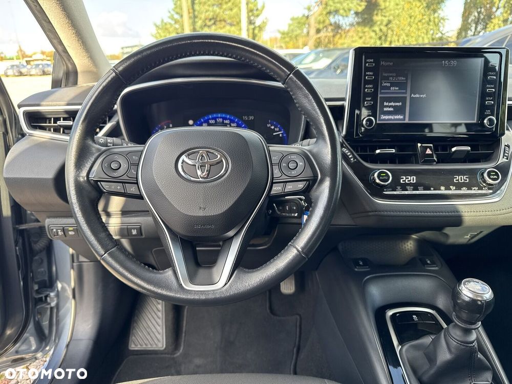 Toyota Corolla 1.6 Premium EU6 - 18
