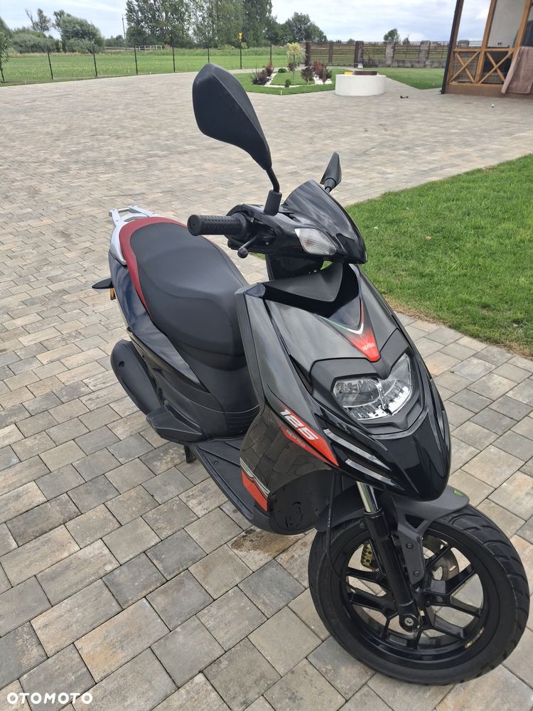 Aprilia SR - 11