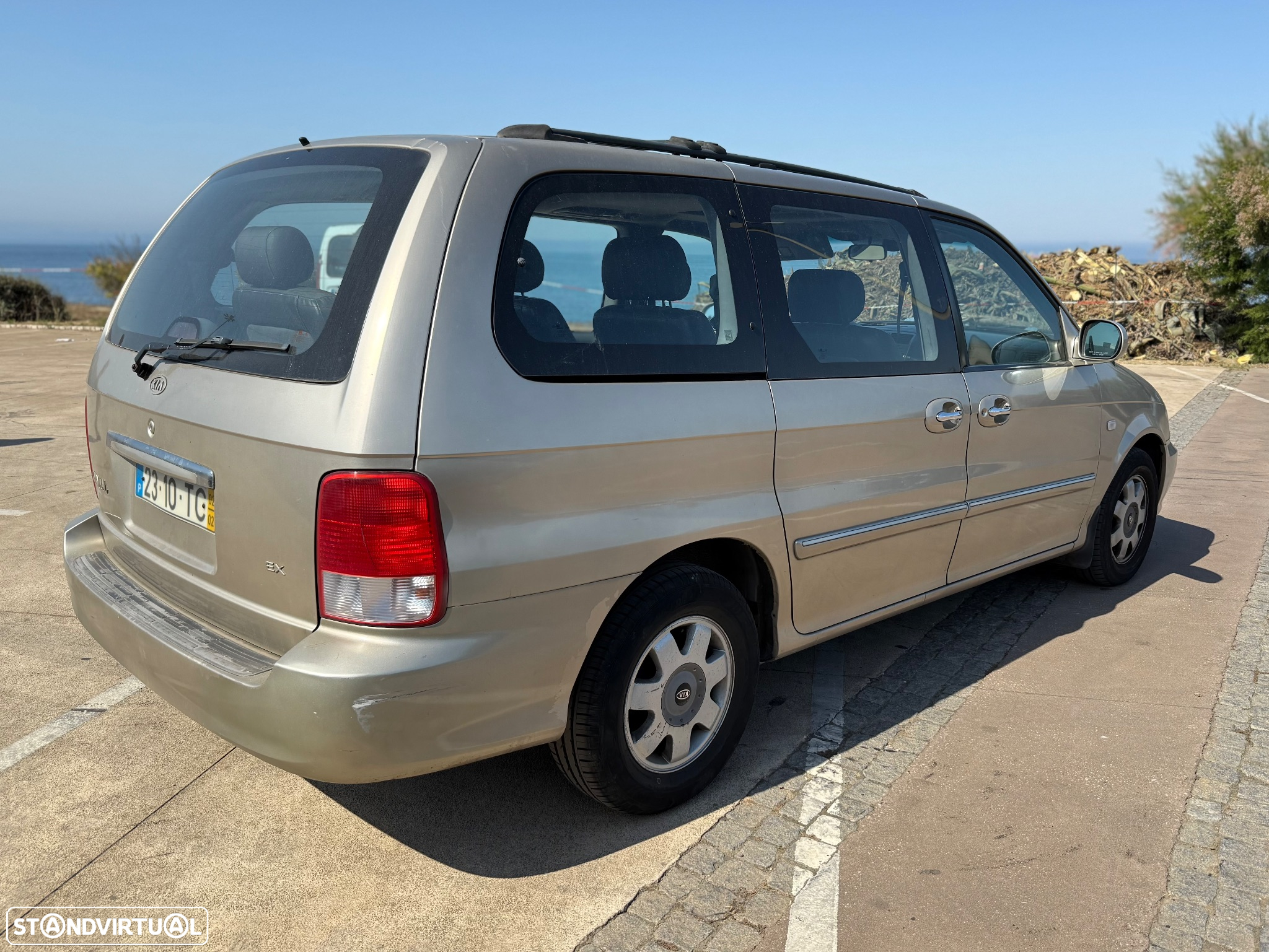 Kia Carnival 2.9 CRDi EX Top - 4