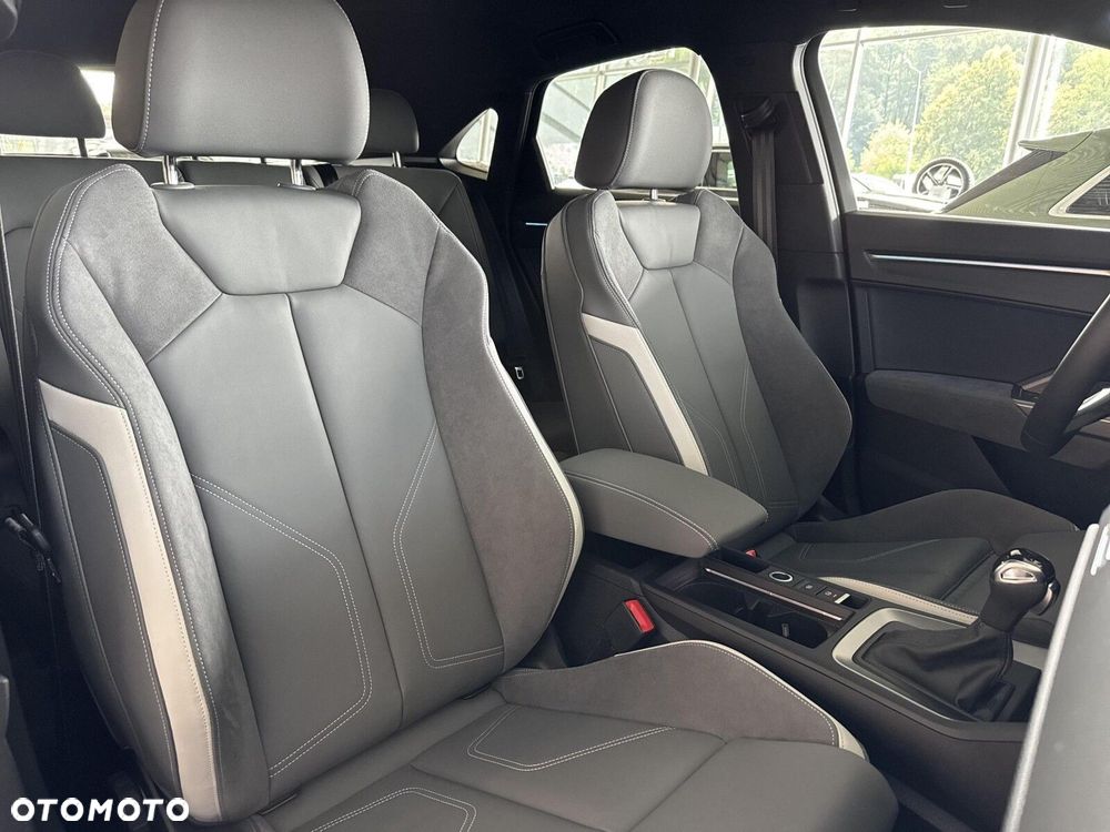 Audi Q3 Sportback - 30