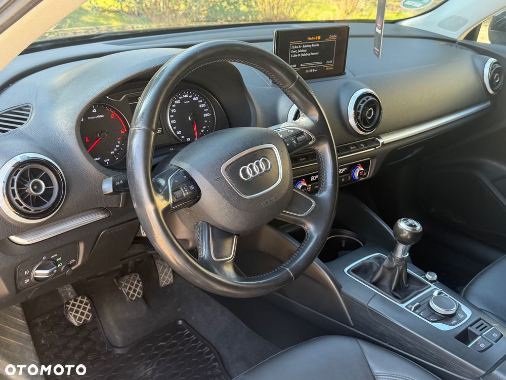 Audi A3 Sportback - 11