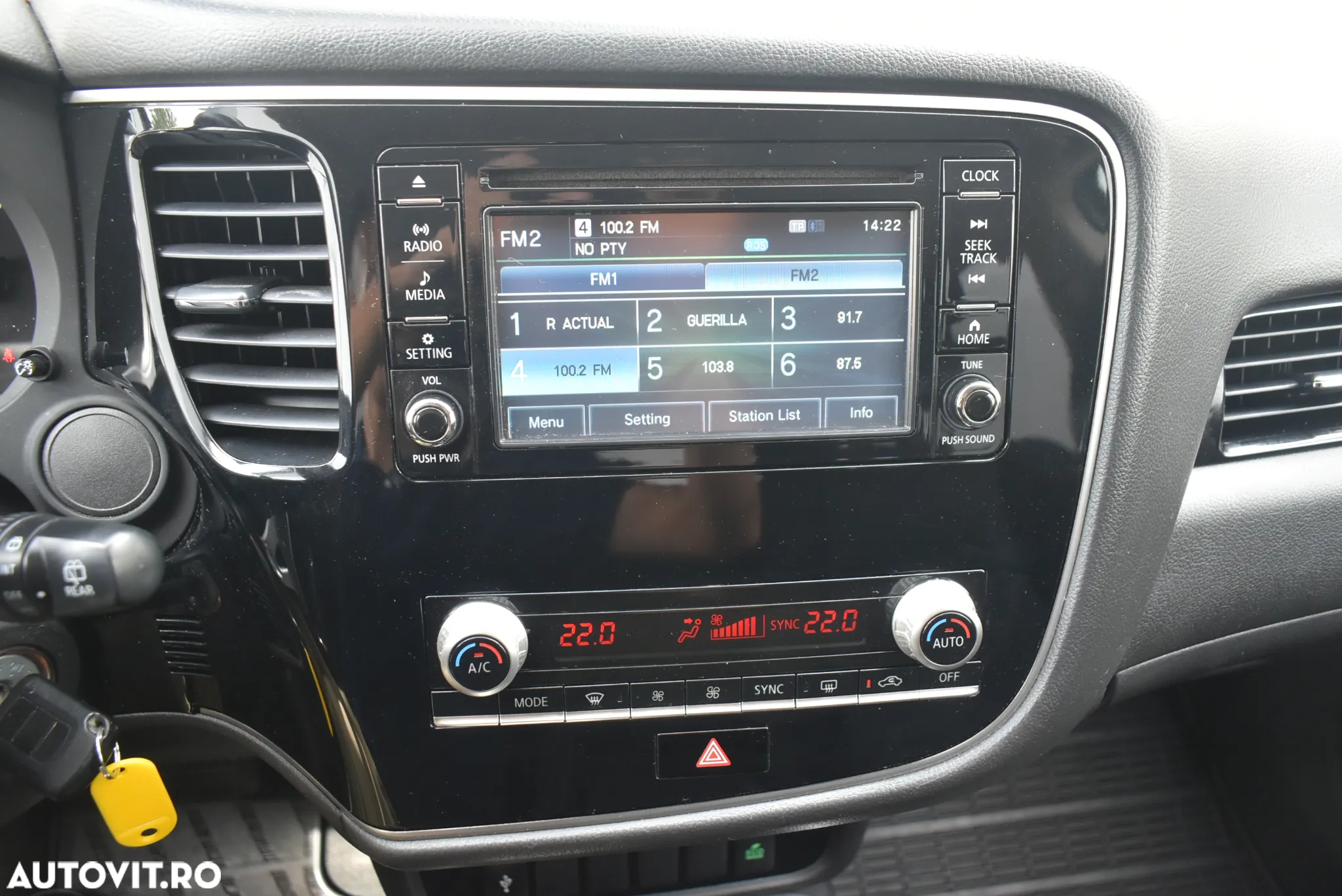 Mitsubishi Outlander 2.0L AS&G CVT Invite - 8