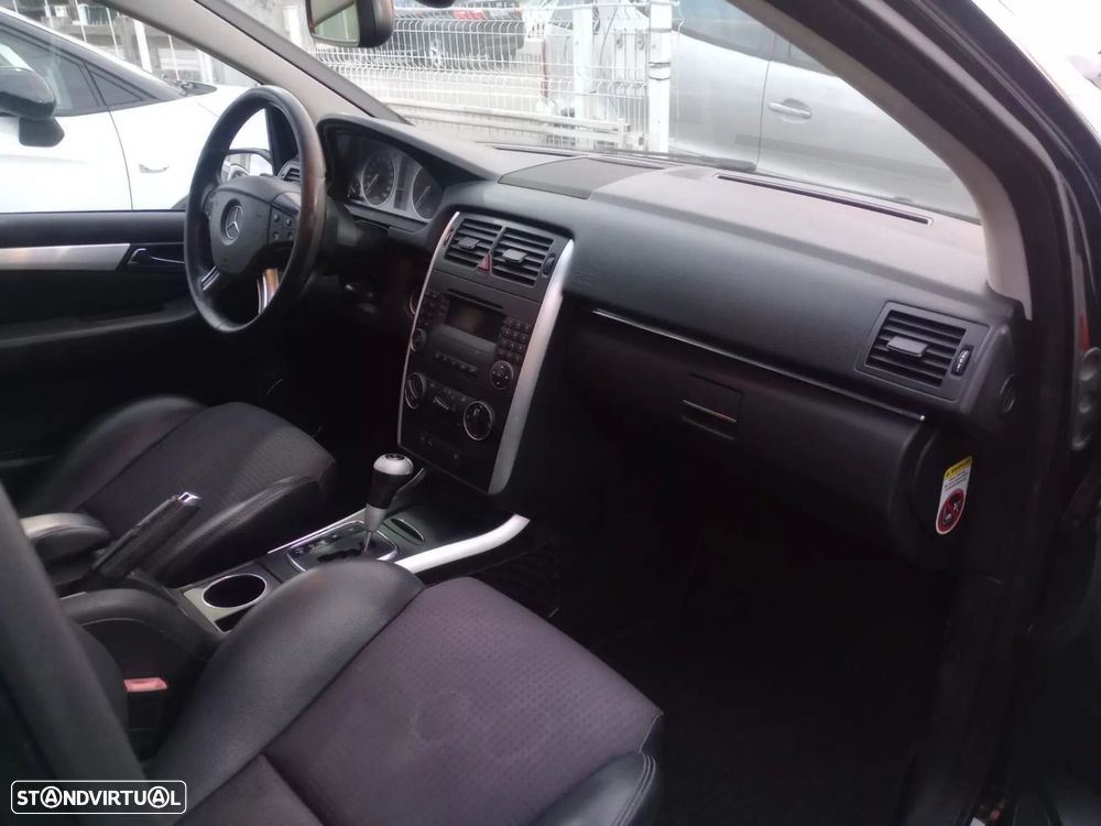 Mercedes-Benz B 180 CDI Autotronic - 16